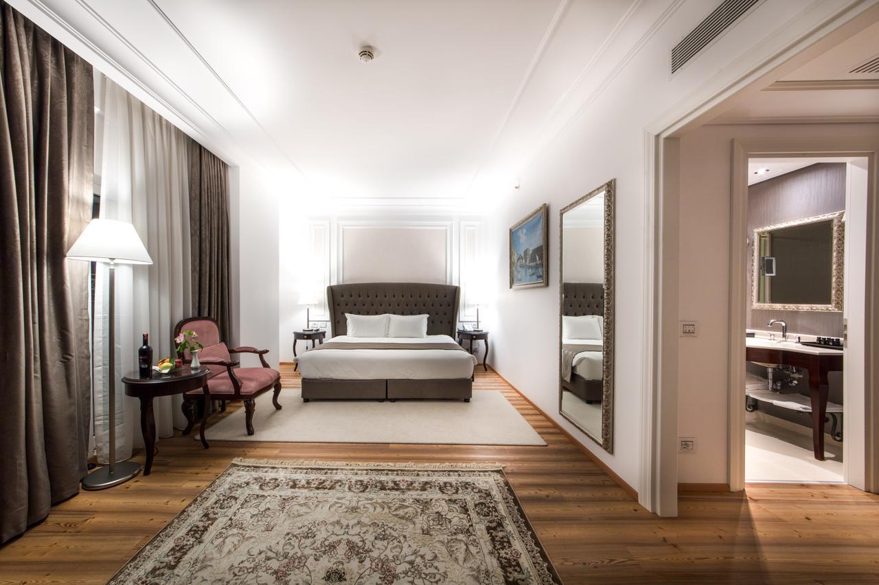 Отель Xheko Imperial Luxury & Тирана